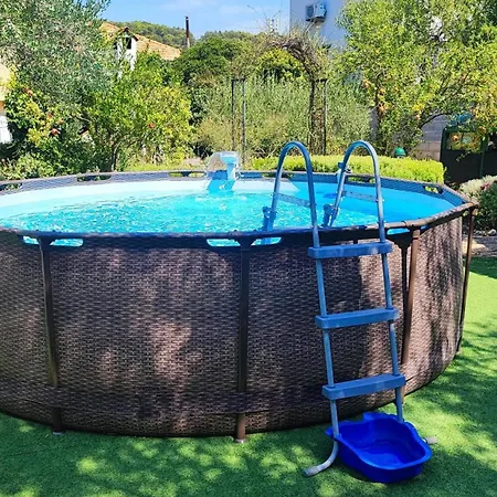 Family-friendly With Swimming Pool Jelsa, Hvar - 22432 Apartmán