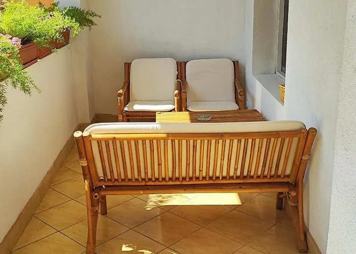 Family-friendly With Swimming Pool Jelsa, Hvar - 22432 Lägenhet