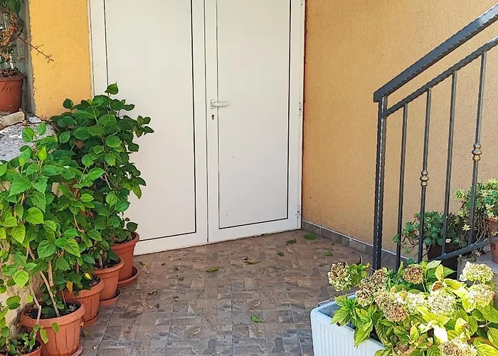 Family-friendly With Swimming Pool Jelsa, Hvar - 22432 Lägenhet *