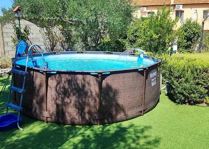 Family-friendly With Swimming Pool Jelsa, Hvar - 22432 Lägenhet *